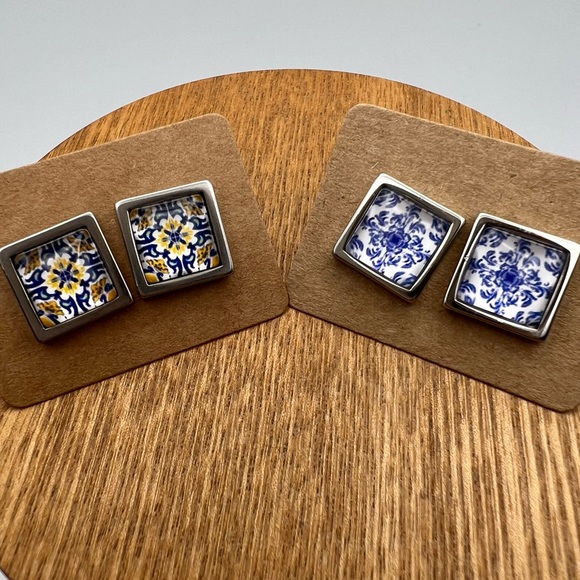 Stylish Classic Blue Stud Earring Set - Timeless Trendy Stud Earrings - Picture 8 of 11